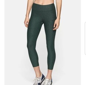 New Outdoor voices dark green 3/4 warmup leggings